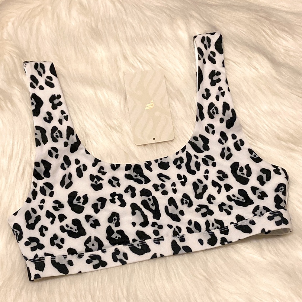 NWT Fabletics Lola Sports bra
